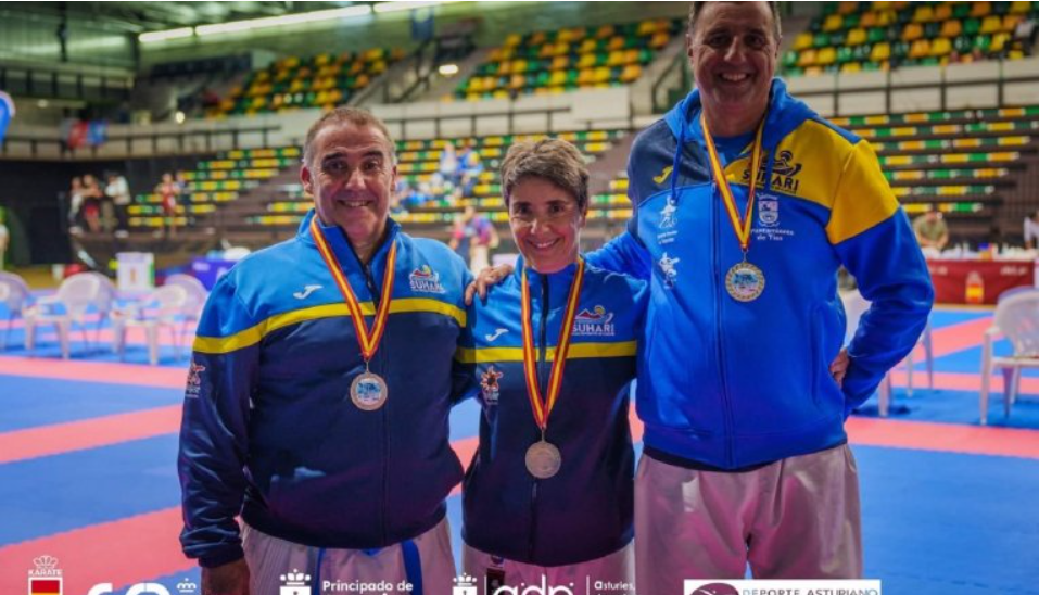 Los deportistas del club kárate Suhari Lanzarote se alzan con tres medallas en la sexta jornada de la Liga